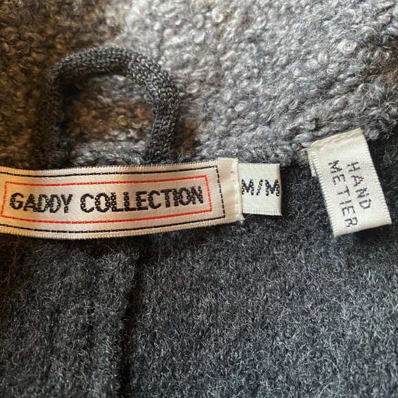 Winter Scene Wool Sweater Jacket | Gaddy Collection Hand Framed - Picture 3 of 11